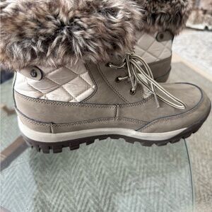 BearPaw Becka Bootie